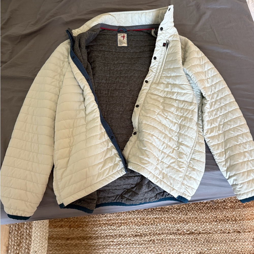 Relwen Windzip Jacket in White (Chalk) with Gray Lining